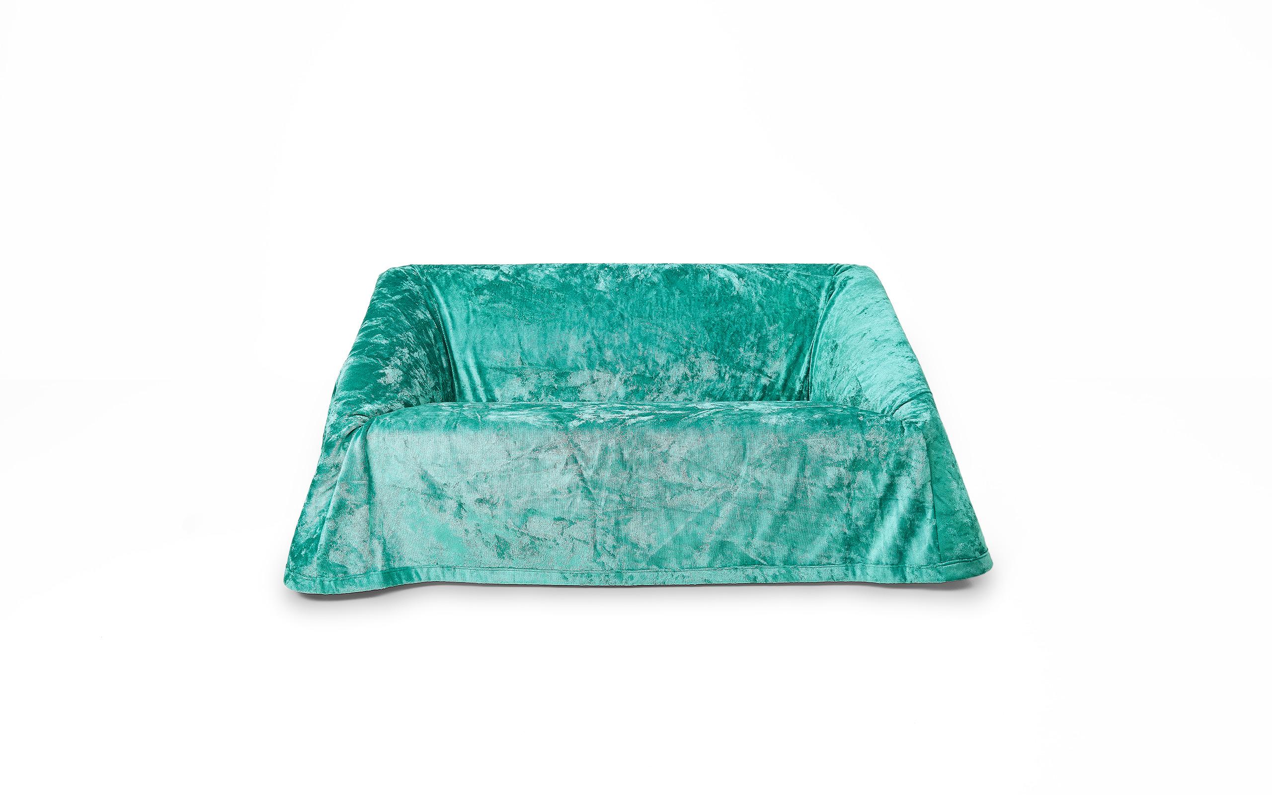 Mantilla sofa 160 Kazuhide Takahama Paradisoterrestre