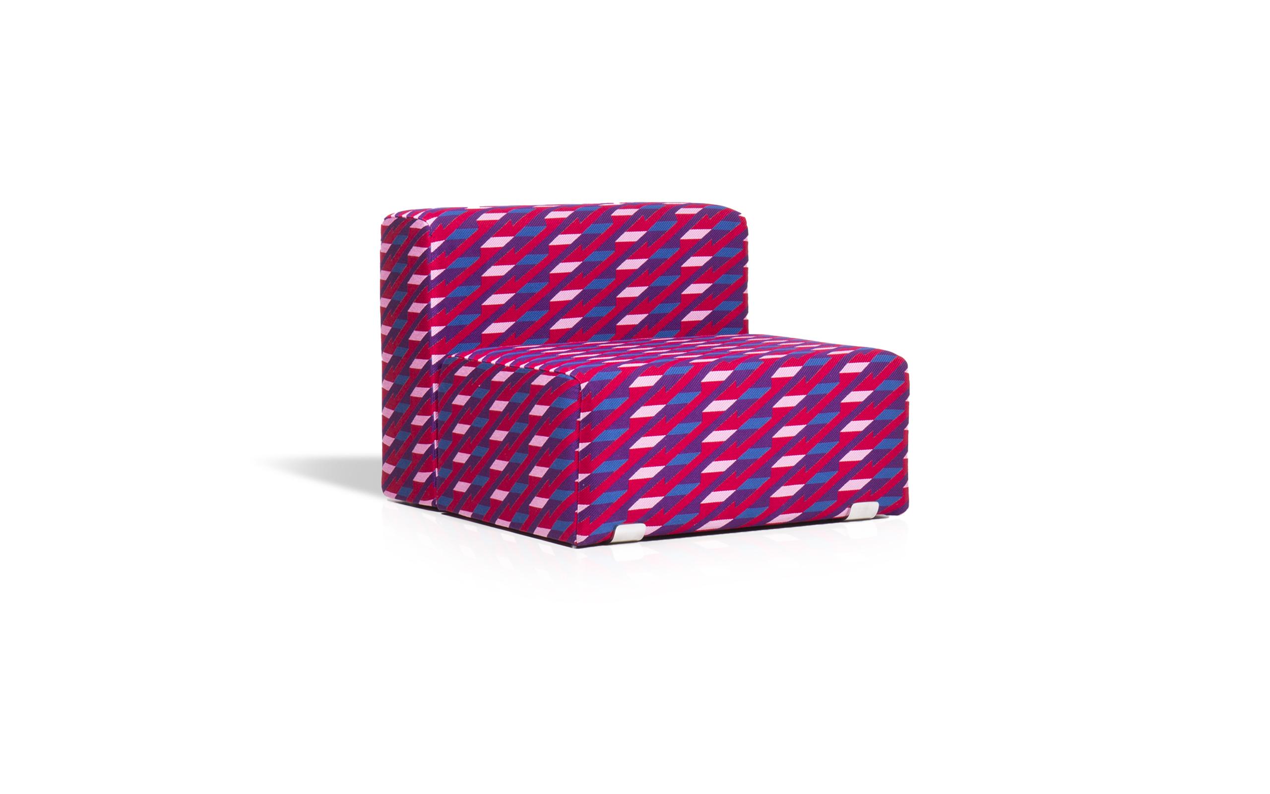 Marcel armchair P futuristi Kazuhide Takahama Paradisoterrestre