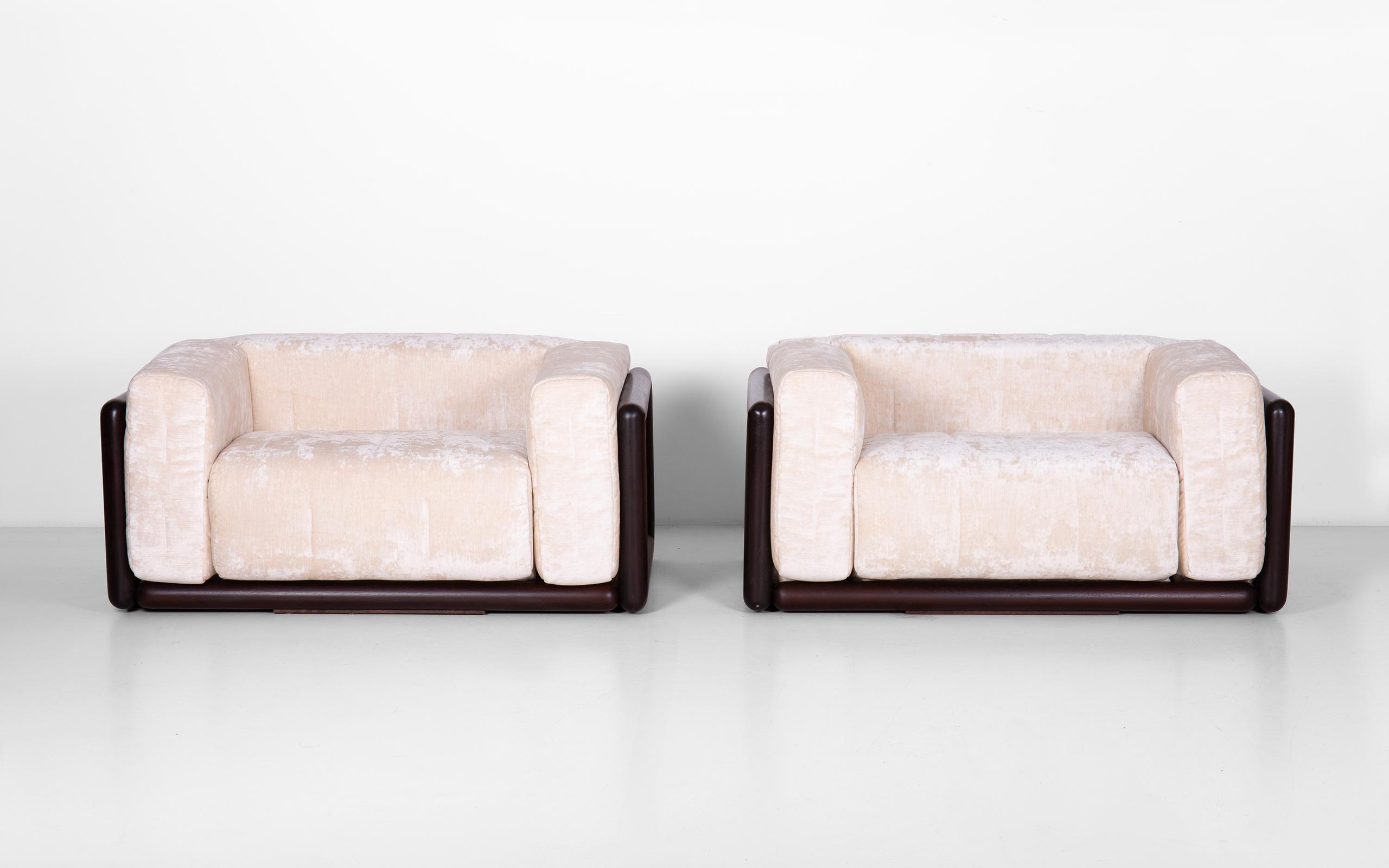 Cornaro 140 armchairs Carlo Scarpa