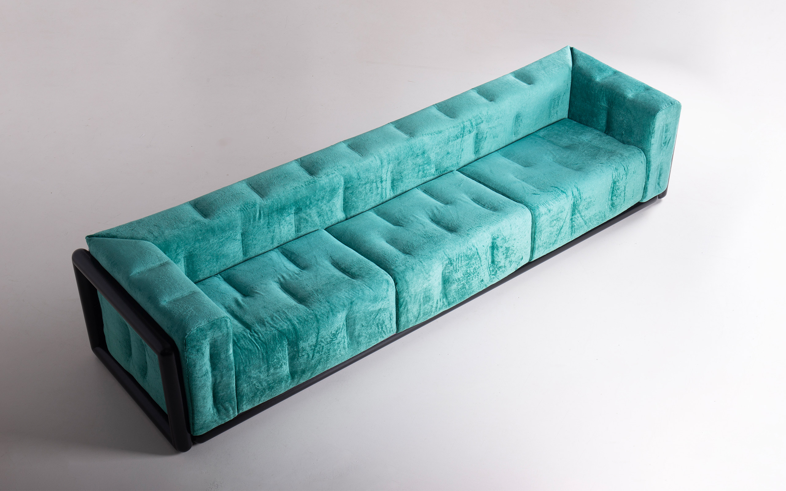 Cornaro 300 sofa by Carlo Scarpa | Paradisoterrestre